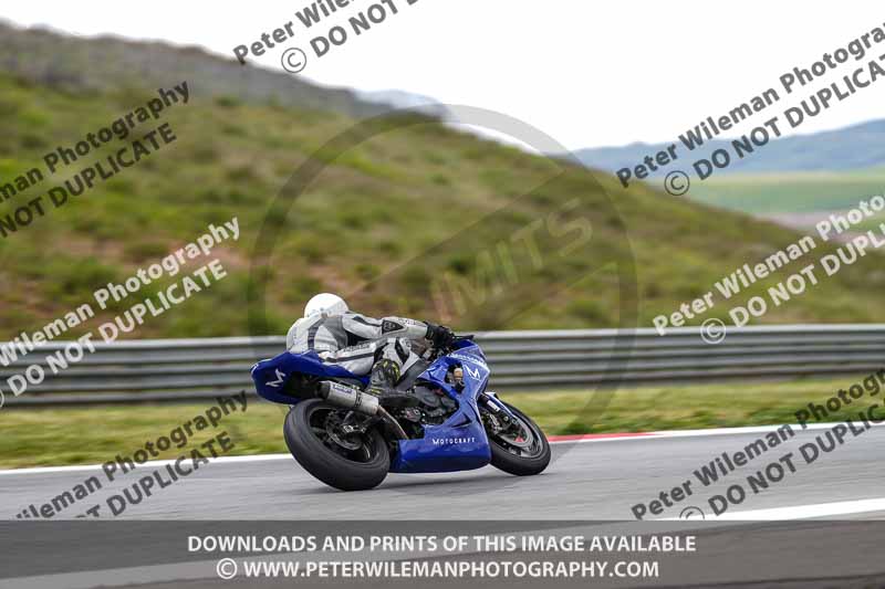 cadwell no limits trackday;cadwell park;cadwell park photographs;cadwell trackday photographs;enduro digital images;event digital images;eventdigitalimages;navarra;no limits trackdays;peter wileman photography;racing digital images;trackday digital images;trackday photos